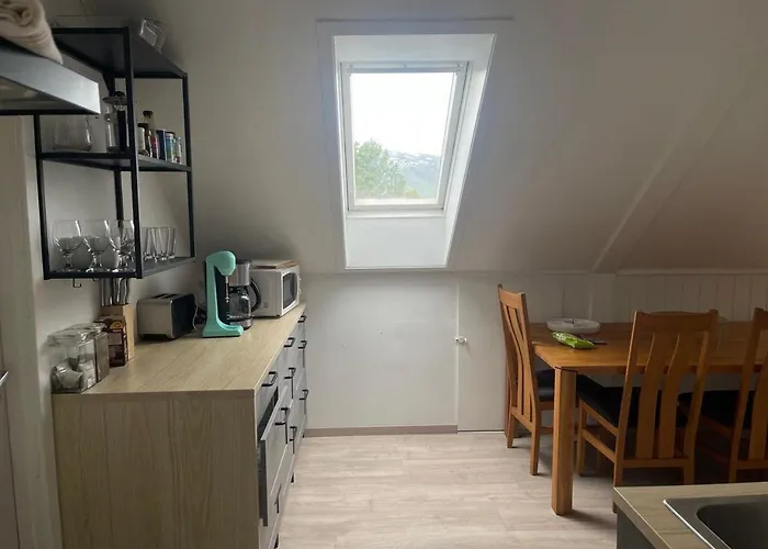 Arctic Skyview Retreat In - With Parking * Tromsø